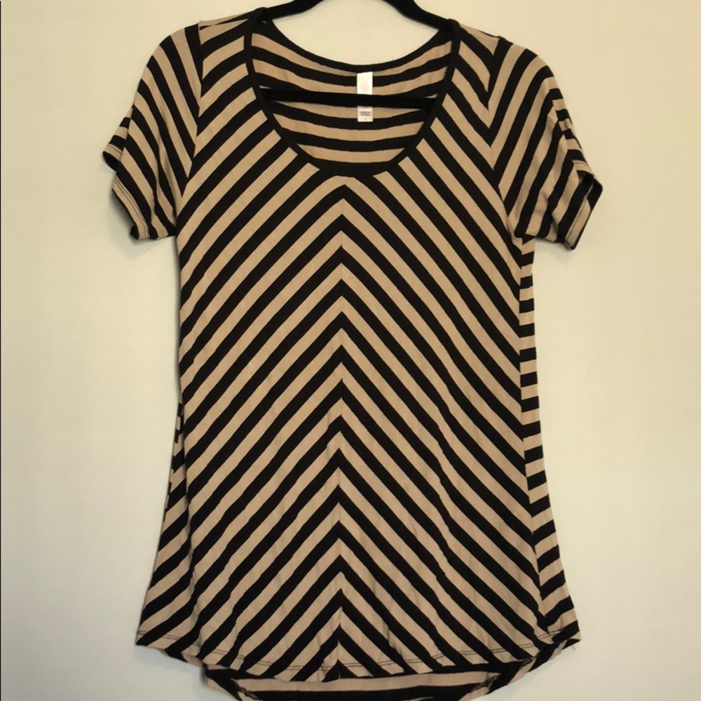 LuLaRoe Classic T, Tan and Black Diagonal Striped
